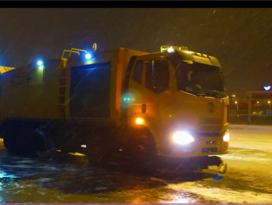 喷气式吹雪车